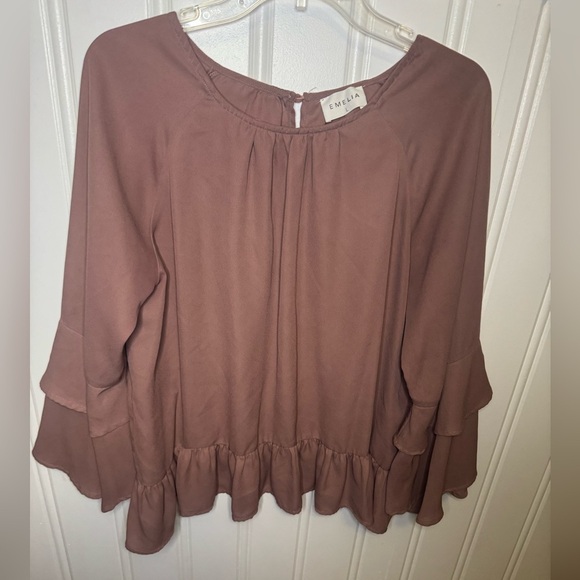 Emelia Tops - Mauve Blouse with Layered Sleeves and Ruffle Bottom by Emelia - Size Large